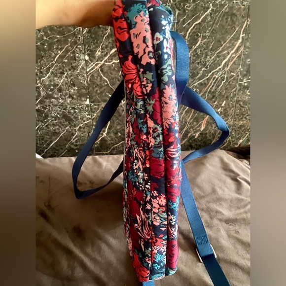 Vera Bradley Triple Slim Laptop Case Cabbage Rose Cabernet - Picture 10 of 11